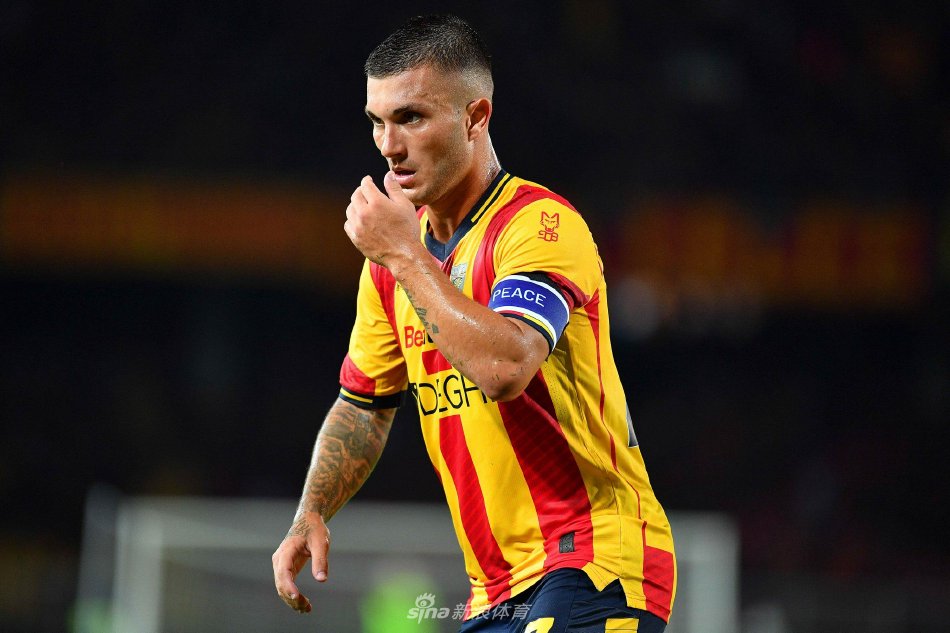 上有出色贡 上有出色贡