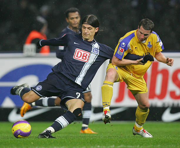 队内部进行 队内部进行