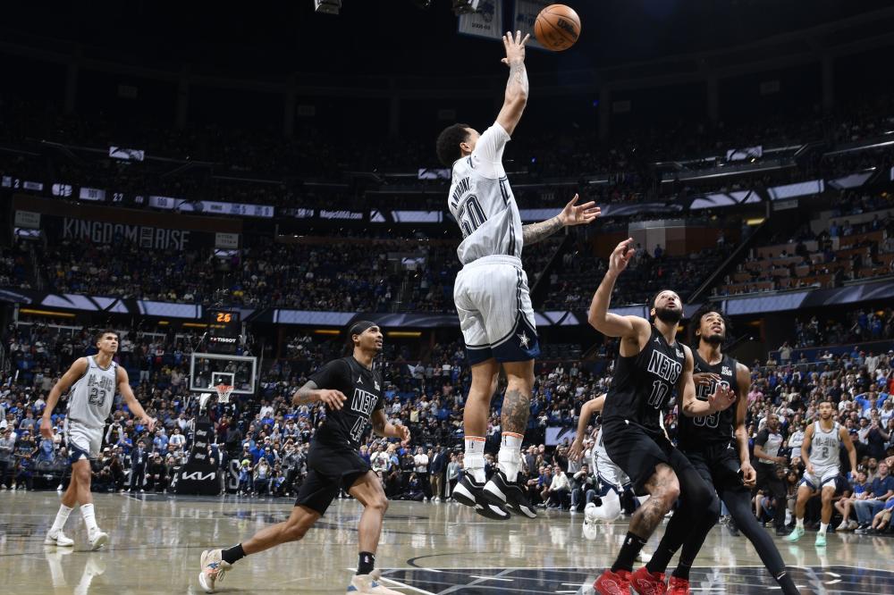 保持着主导 保持着主导