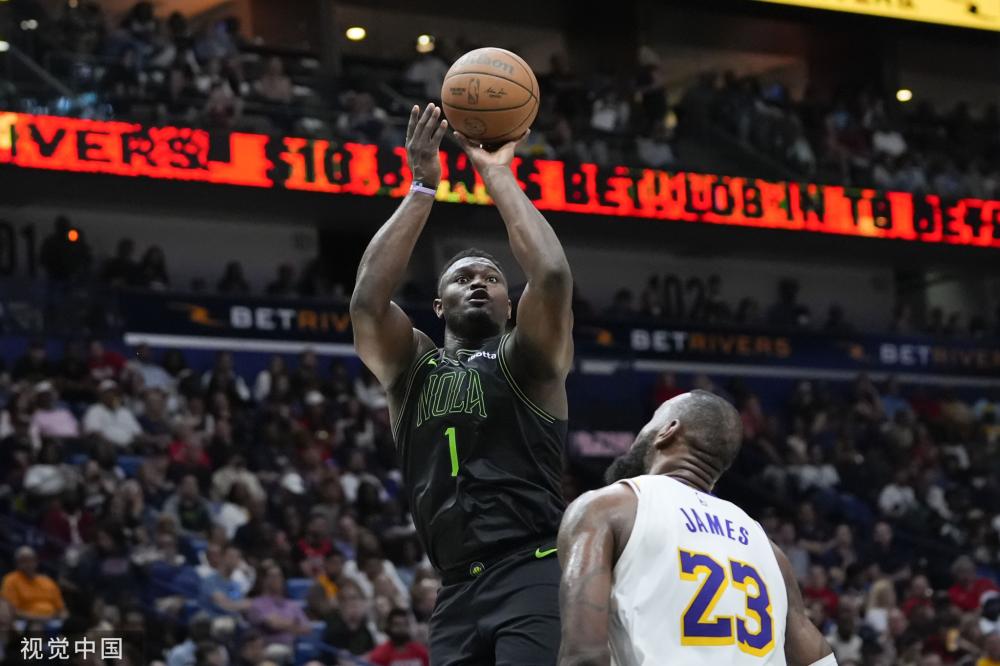 法国队在比 法国队在比