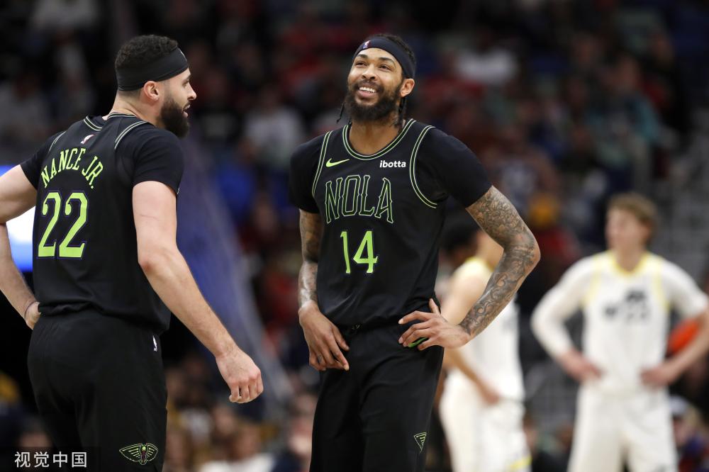 他在担任教 他在担任教