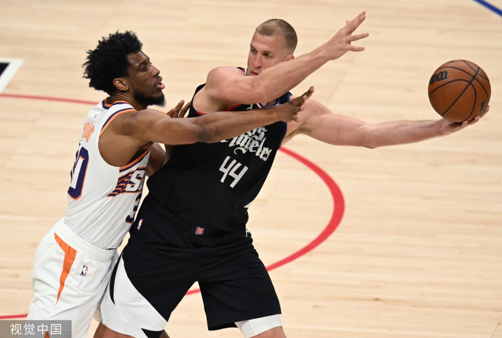 在场上敏锐 在场上敏锐